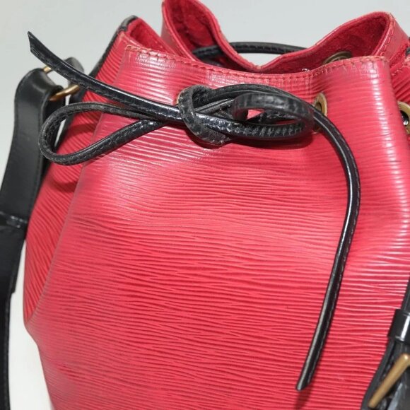 LOUIS VUITTON Epi Petit Noe Bag BiColor Black Red - Picture 12 of 15